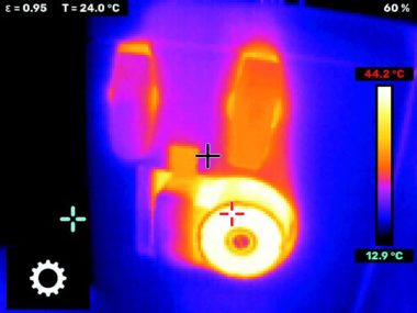 thermal picture taken from the TSHOOTER 